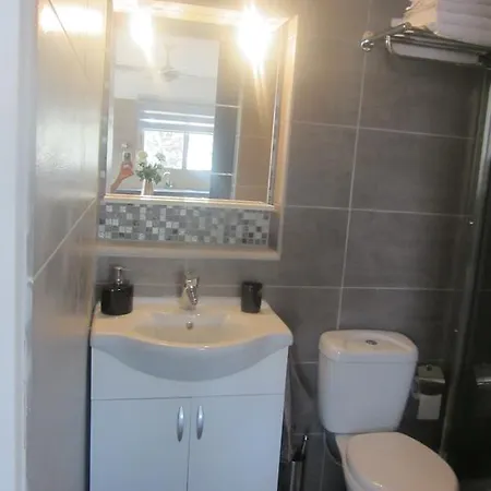 아파트 Marina 211 라르나카