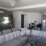 Marina 211 Apartment Larnaca