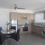Marina 211 *